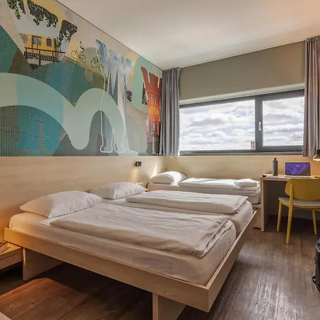Meininger Hotel Berlin Airport Exterior photo